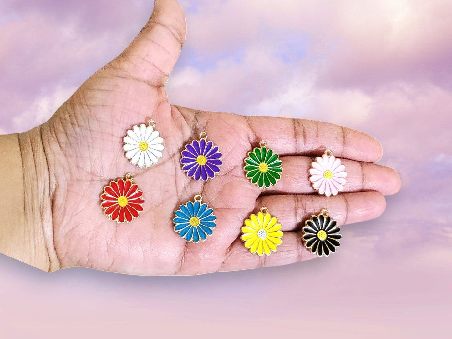 Daisy charms