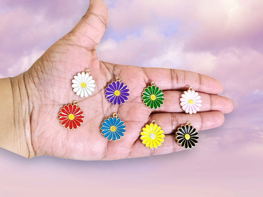 Daisy charms